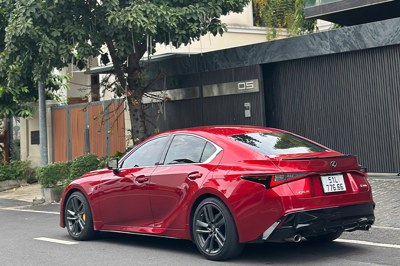 Lexus IS 300 F Sport Đỏ 2021